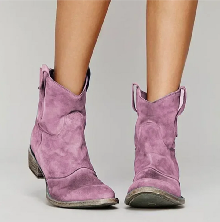 Fliederfarbene Damenstiefeletten aus Wildleder mit Vintage-Finish und runder Spitze