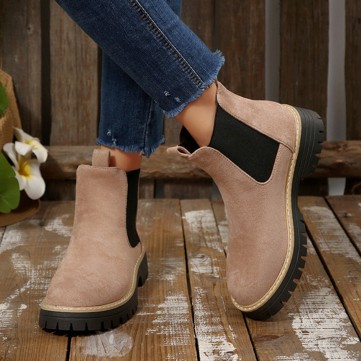 Rosa Chelsea-Boots aus Veloursleder mit elastischem Seiteneinsatz