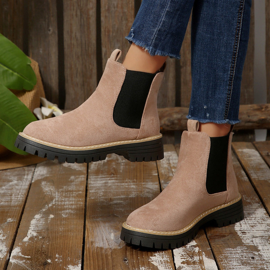 Altrosa Chelsea-Boots aus Wildleder mit schwarzem Gummizug
