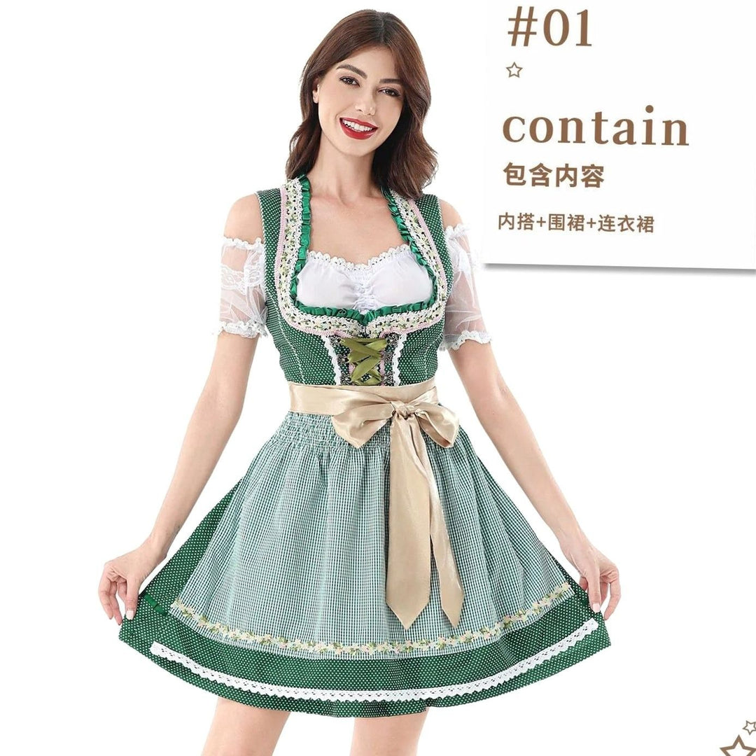 Grünes Dirndl-Kleid mit goldener Schleife und kariertem Schürzenrock