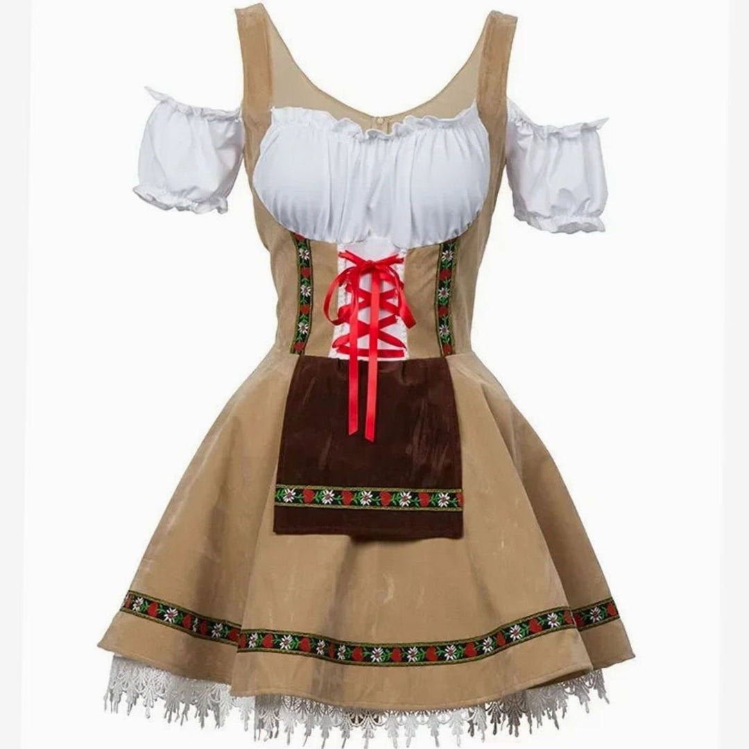 Dirndlkleid mit Blumenborte und roter Korsageschnürung, freigestellt