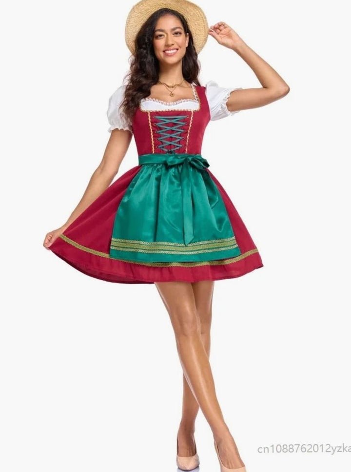 Dirndl Minikleid mit Strohhut, Schnürkorsage und grüner Satinschürze