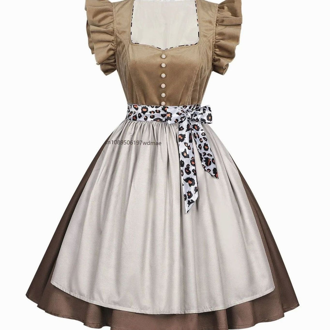 Freigestelltes Dirndl mit Leopardenmuster-Schleife und ausgestelltem Rock