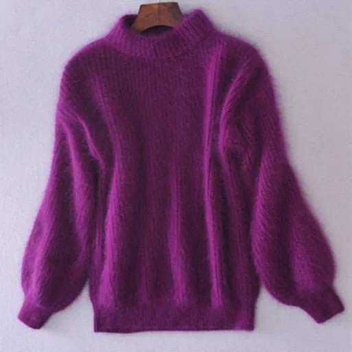 Lila Flauschpullover mit Stehkragen im Vintage-Strickdesign