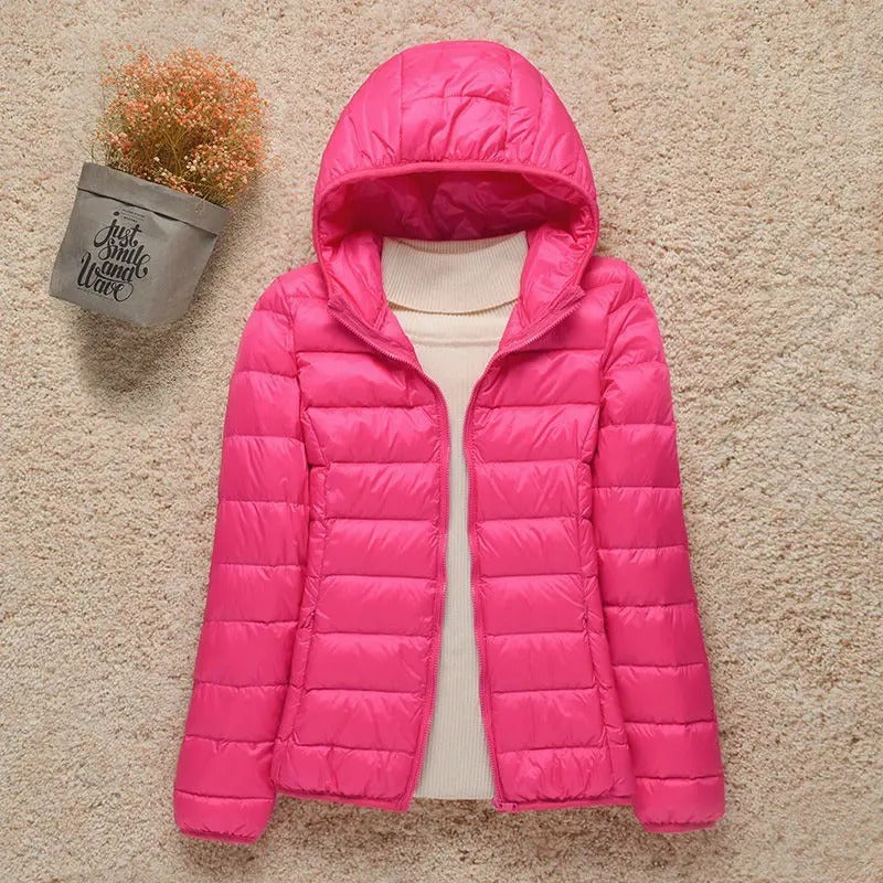 Leichte Steppjacke mit Kapuze in leuchtendem Pink