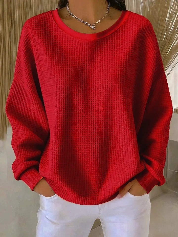 Roter Oversize-Pullover aus Waffelstrick mit legerem Rundhalsausschnitt