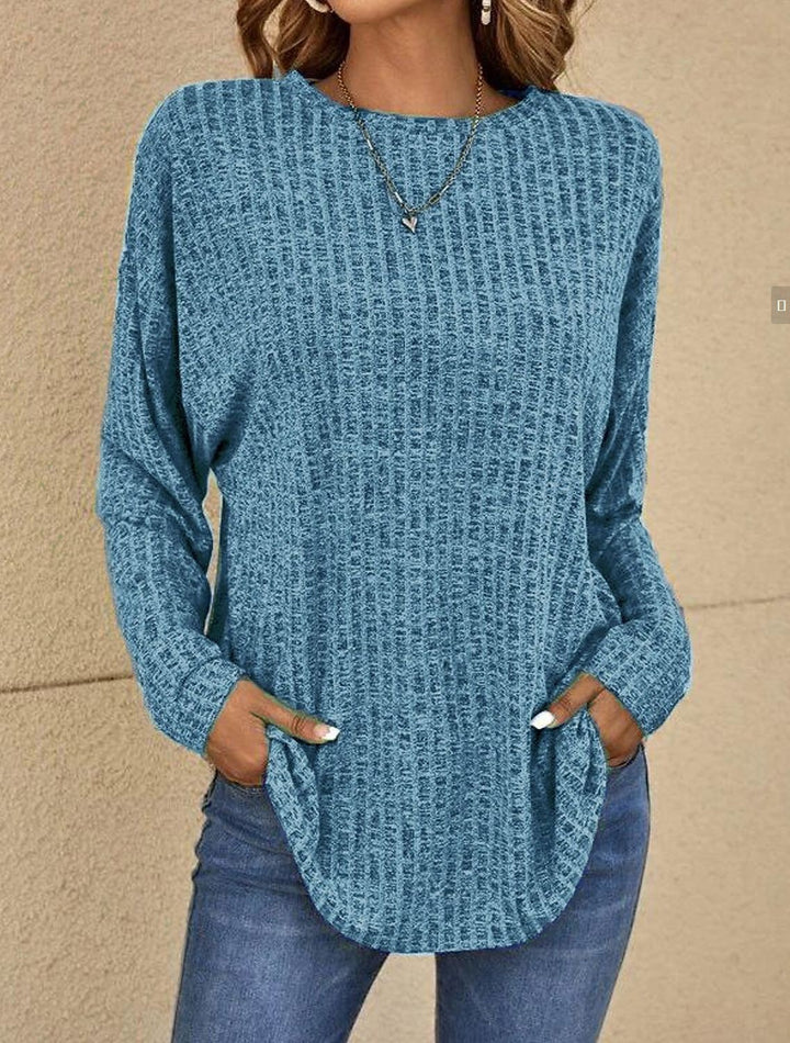 Blau melierter Strickpullover mit rundem Saum und langen Ärmeln