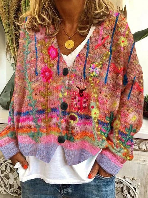 Strickjacke rosa mit bunten Blumen und Knopfverschluss