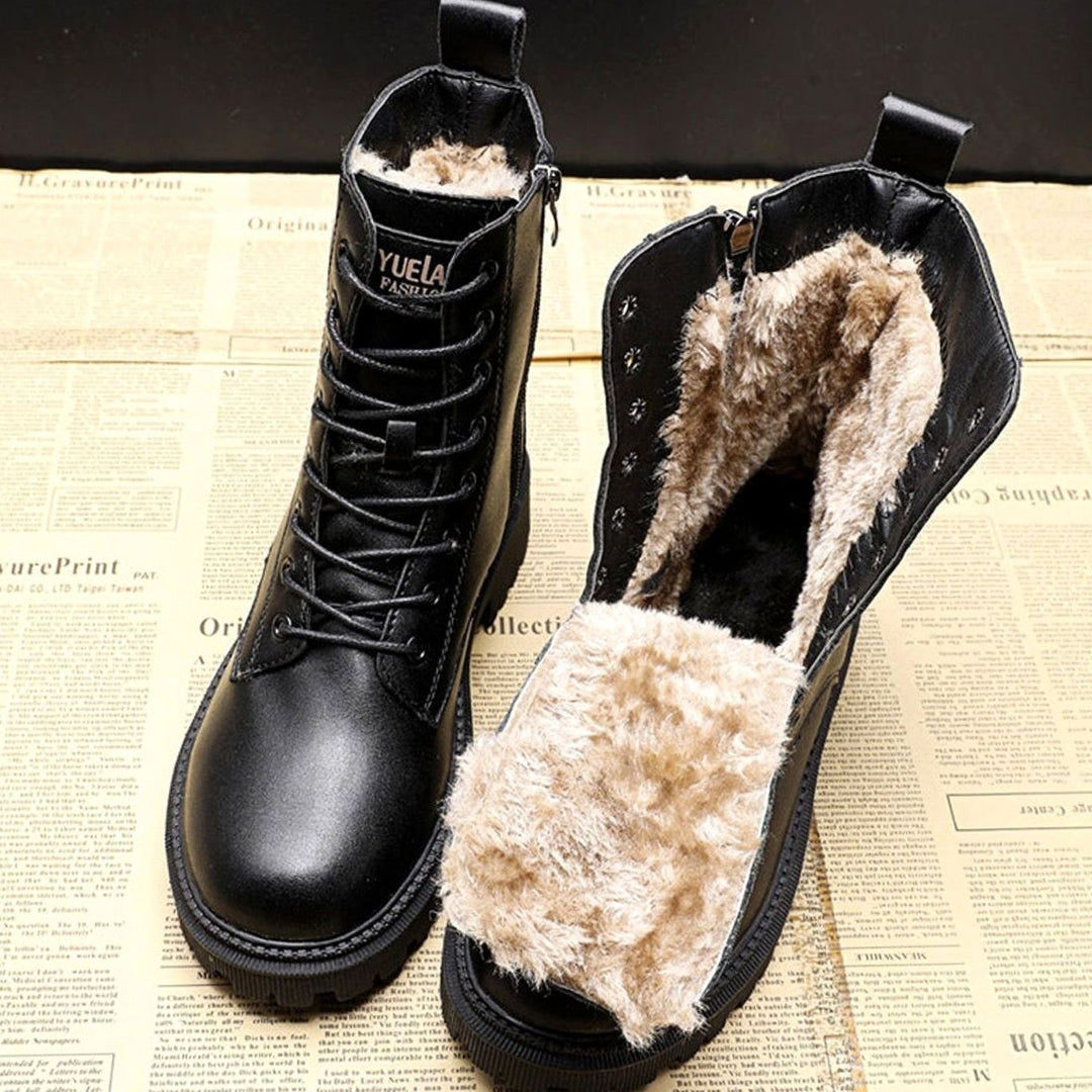 Schwarze Winterstiefel Damen mit warmem Kunstfell-Futter und Schnürung