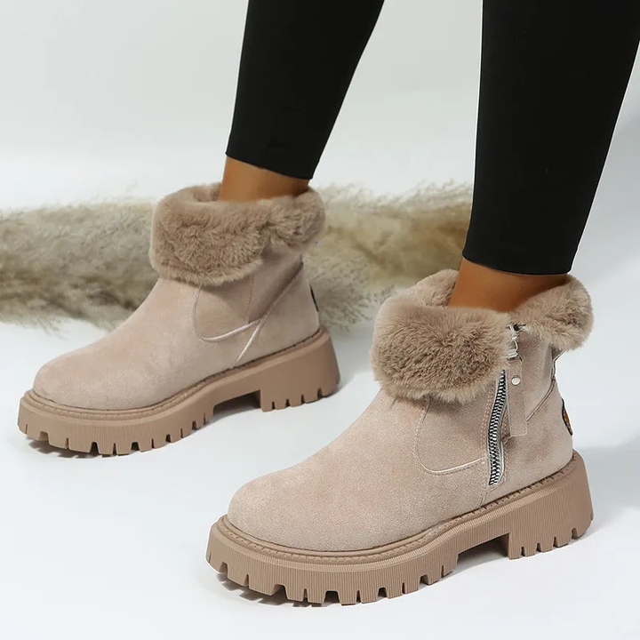 Beige Winterstiefel mit Fellbesatz und seitlichem Reißverschluss, Plateausohle