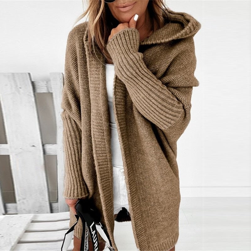 Cardigan mit Kapuze in Beige, grober Strick, offener Schnitt