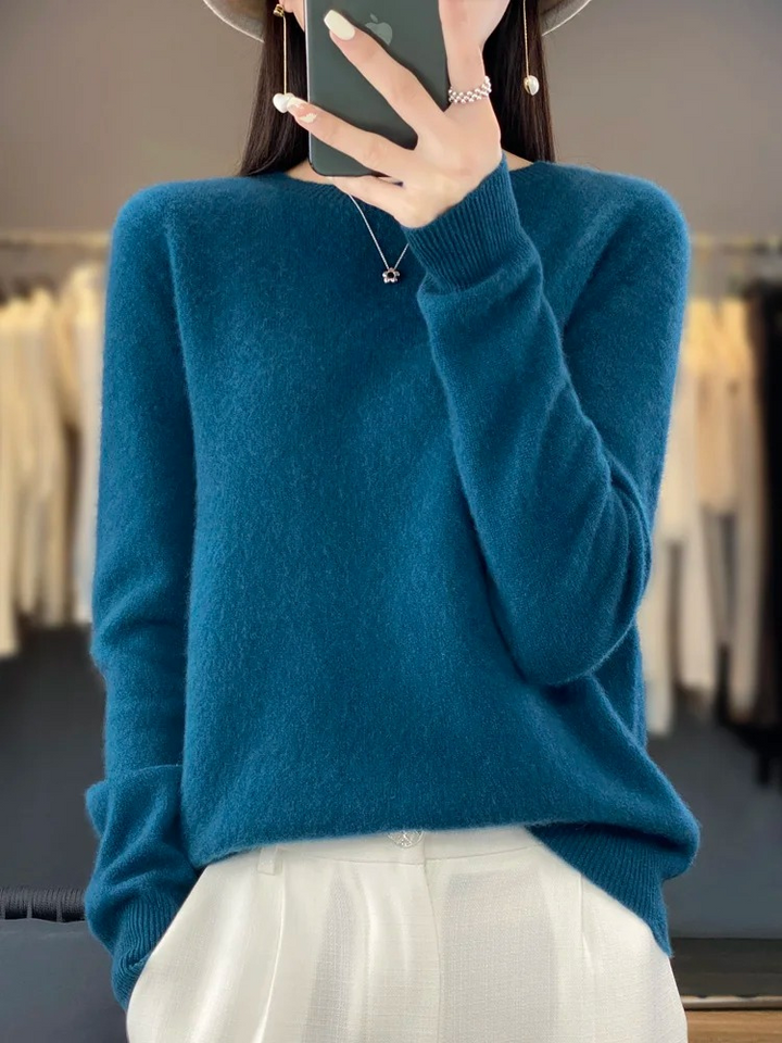 Petrolblauer Strickpullover mit rundem Ausschnitt und langen Ärmeln