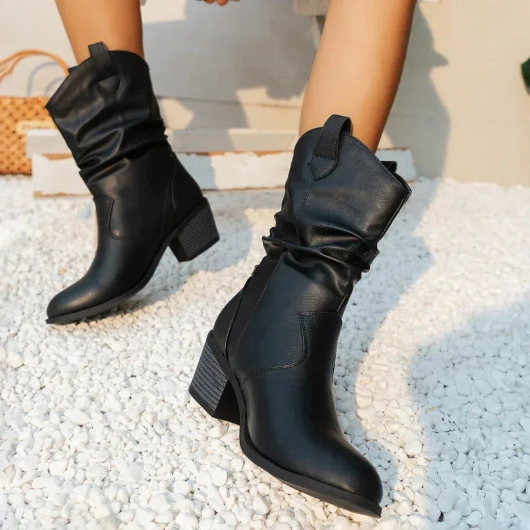 Schwarze Western-Stiefel mit gerafftem Schaft und Blockabsatz