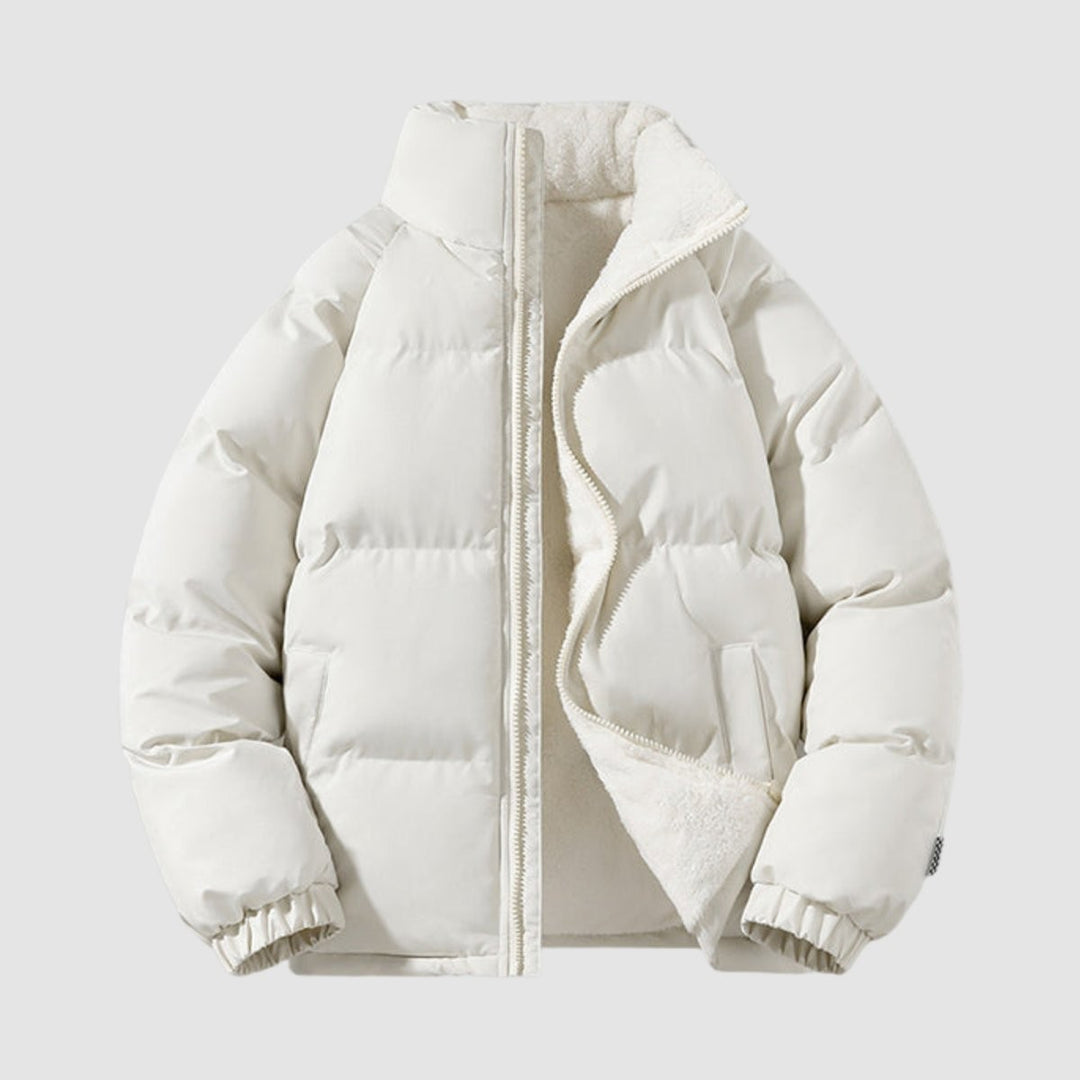 Cremeweiße Winterjacke mit Fleecefutter und Reißverschluss flach ausgebreitet