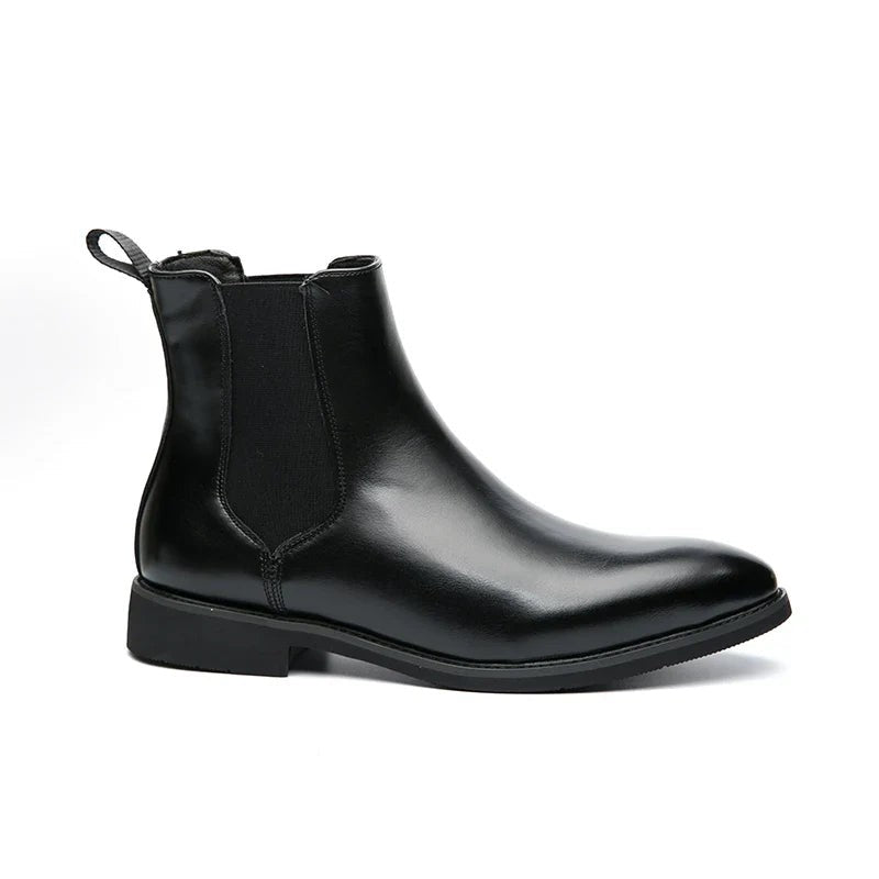 Schwarze Chelsea Lederstiefel mit schmaler Zehenform, Seitenansicht