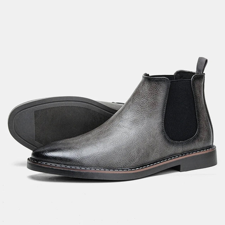 Graue Chelsea-Boots aus Leder mit elastischem Einsatz und Profilsohle