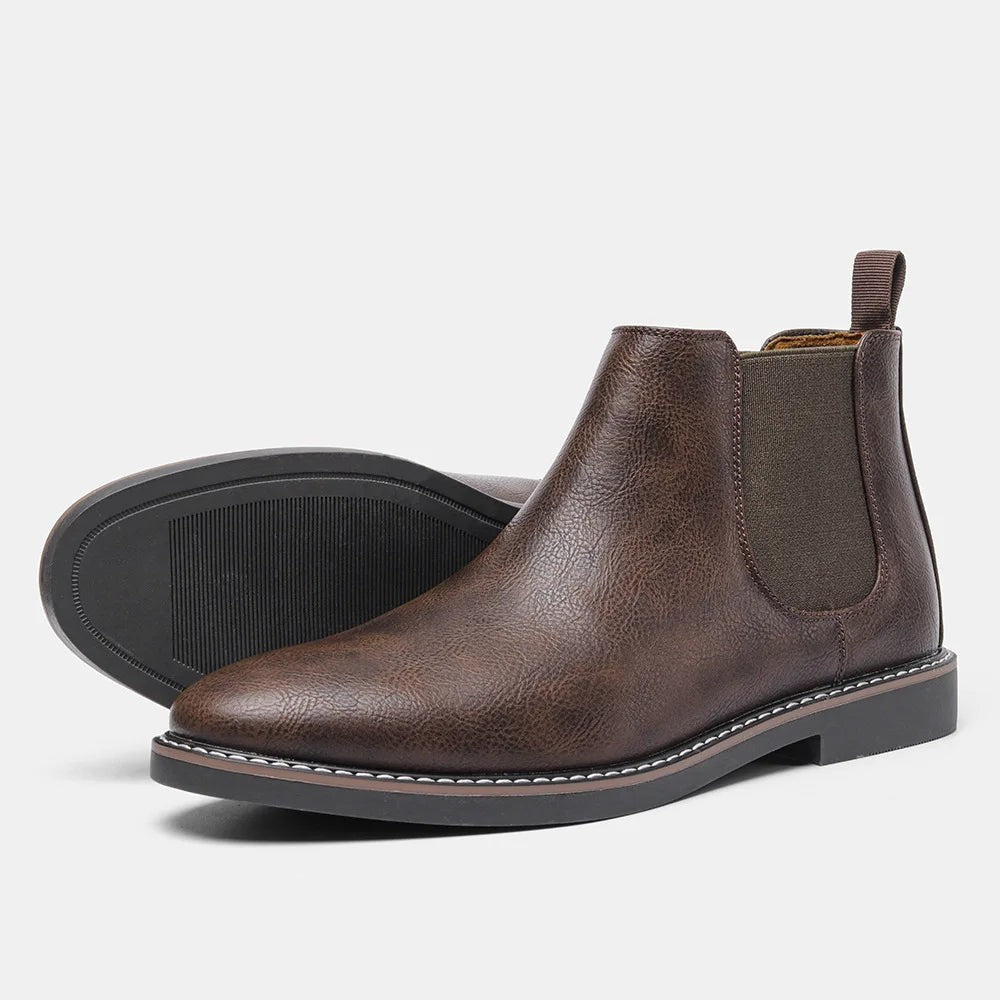 Dunkelbraune Herren-Chelsea-Boots mit robuster Sohle und Zugschlaufe