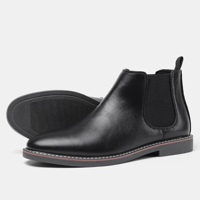 Schwarze Herren-Chelsea-Stiefeletten mit glattem Leder und flexibler Sohle
