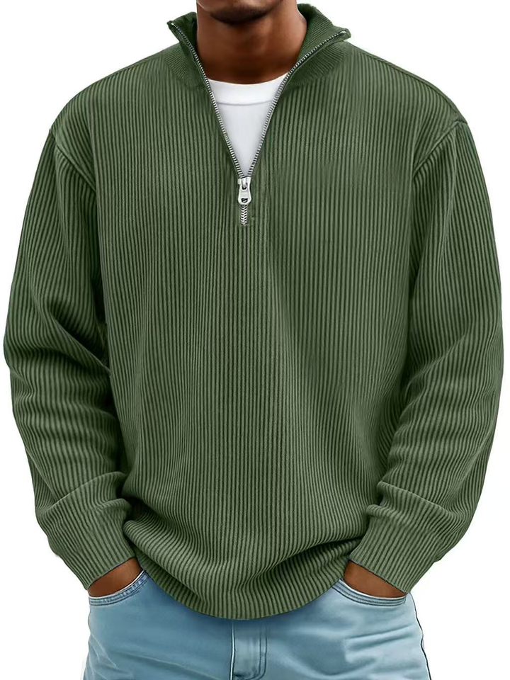 Olivgrüner Herrenpullover mit Half-Zip-Kragen und strukturiertem Rippstrick