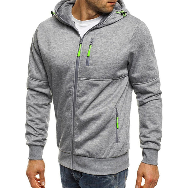 Hellgrauer Herren-Hoodie mit grünen Reißverschlüssen, Vorderansicht