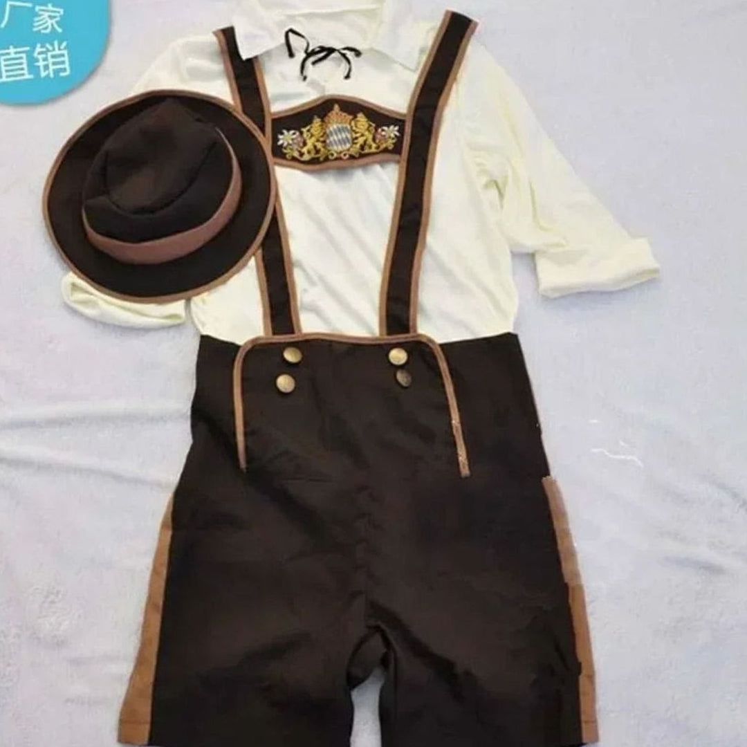 Oktoberfest Kostüm Set flach liegend, weißes Hemd, braune Trachtenshorts mit Hosenträgern und Hut