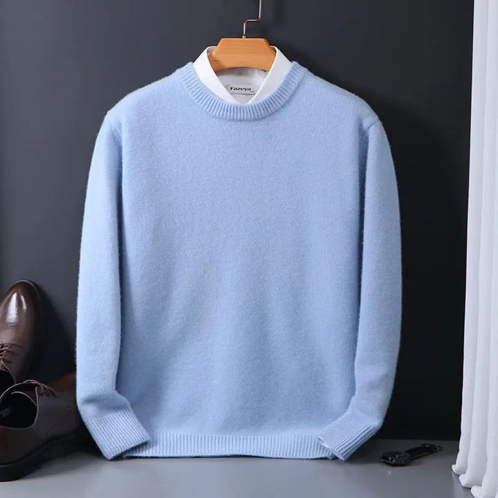 Hellblauer Strickpullover für Herren mit weißem Hemdkragen-Detail