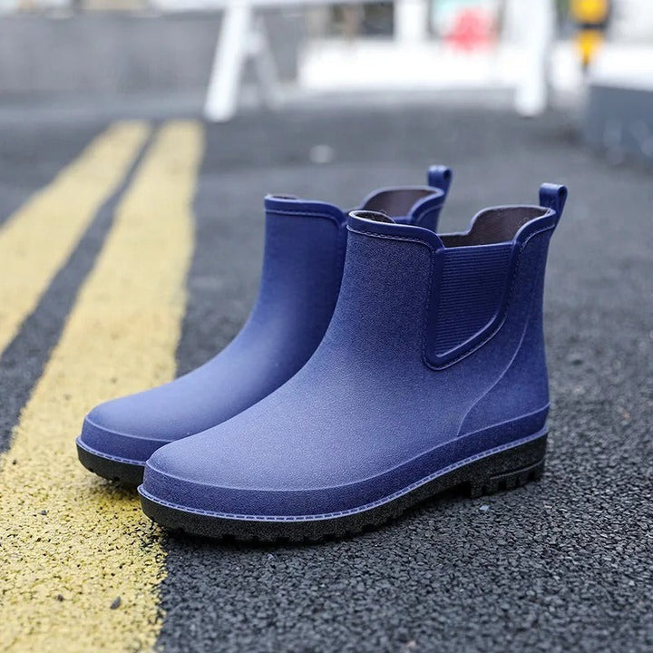 Dunkelblaue wasserdichte Chelsea-Regenstiefel mit robuster Profilsohle