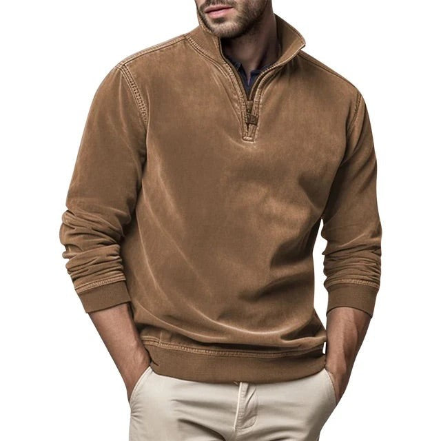 Camelfarbener Freizeitpullover mit Stehkragen und Zip-Verschluss