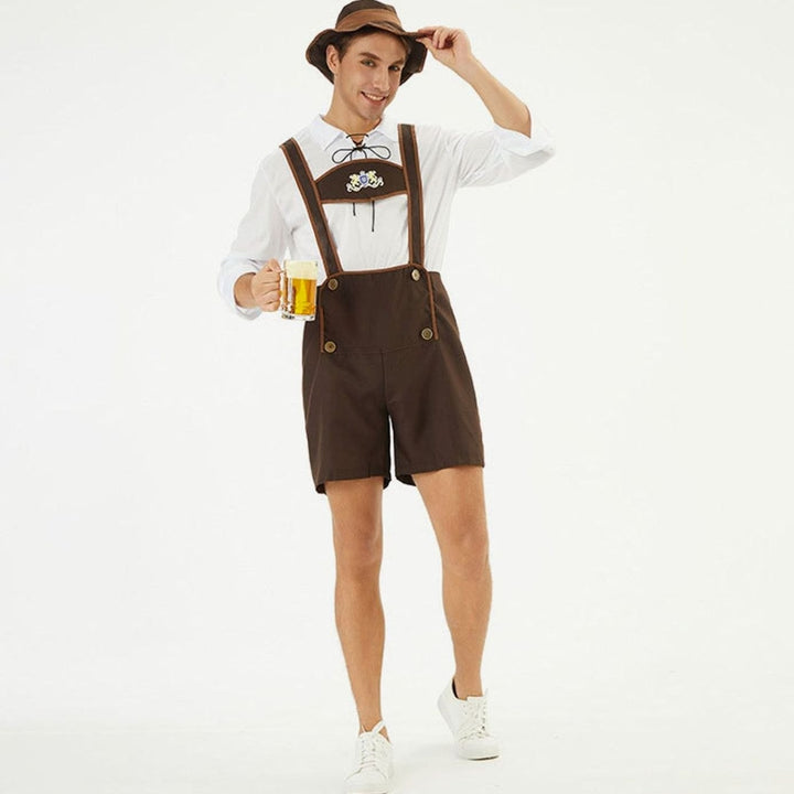 Oktoberfest Herrenkostüm mit Lederhosen-Latzhose, Trachtenhut und erhobenem Bierkrug