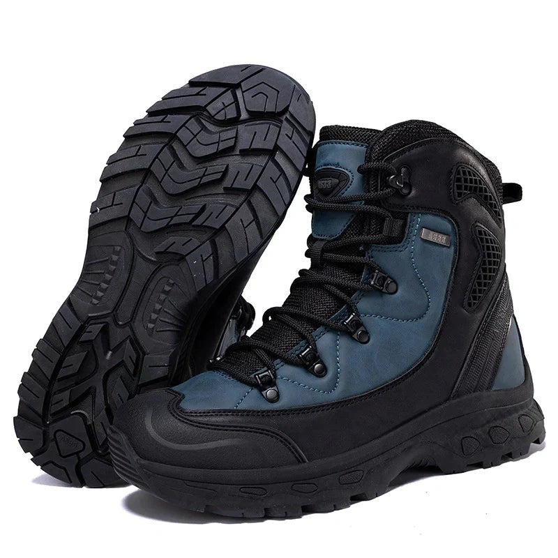 Taktische Stiefel in Blau-Schwarz mit grober Gummisohle im Paar