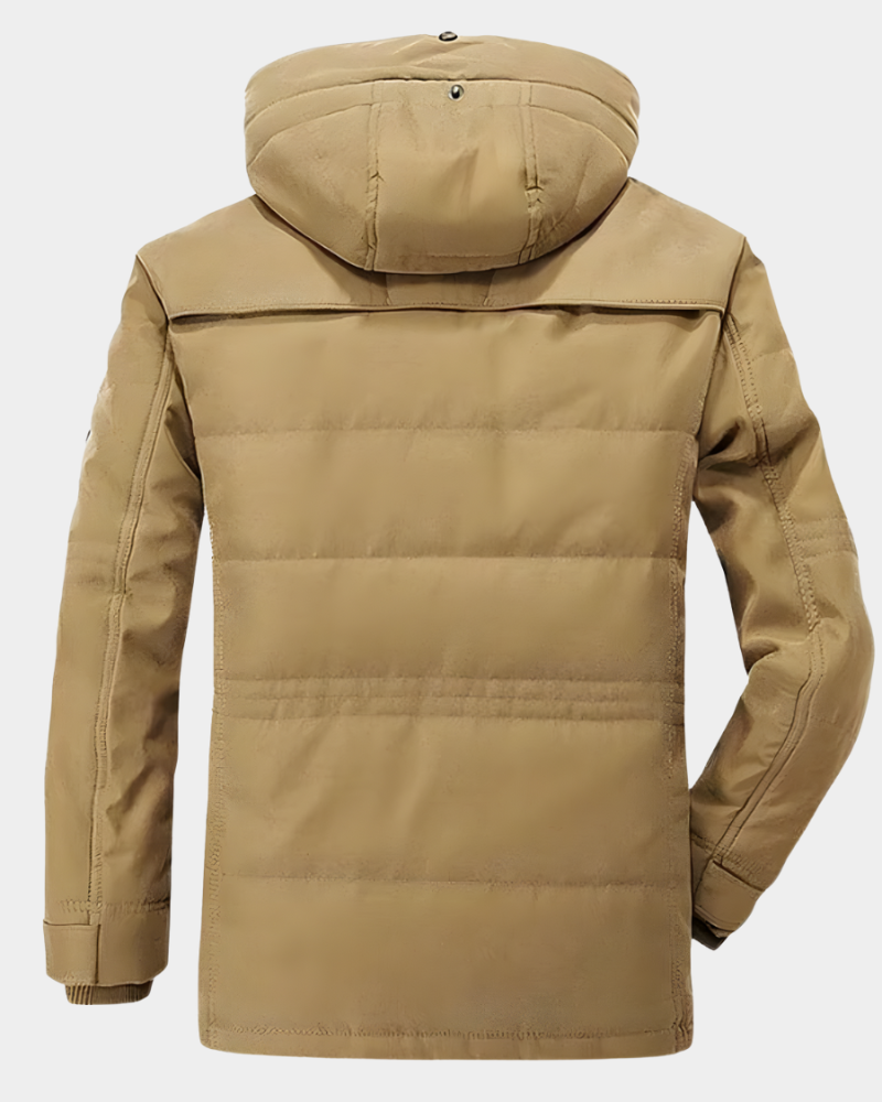 Sandfarbene Winterjacke mit Kapuze, Rückenansicht mit Steppnähten
