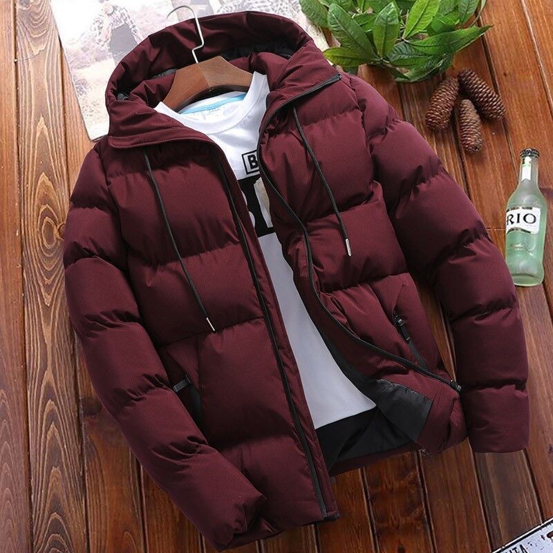Weinrote Steppjacke mit Kapuze und Reißverschluss, gepolsterter Winterlook