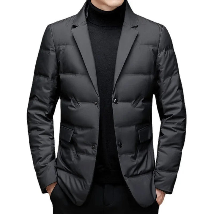Anthrazitfarbene Herren-Winterjacke mit Steppmuster und Klappentaschen