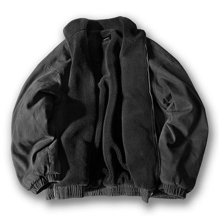 Schwarze Winterjacke mit Fleecefutter und Reißverschlusstaschen