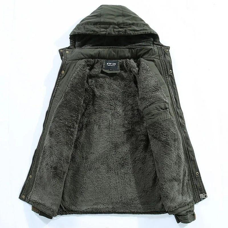 Winterjacke Herren mit Kapuze, Innenansicht mit dickem Fleecefutter in Oliv