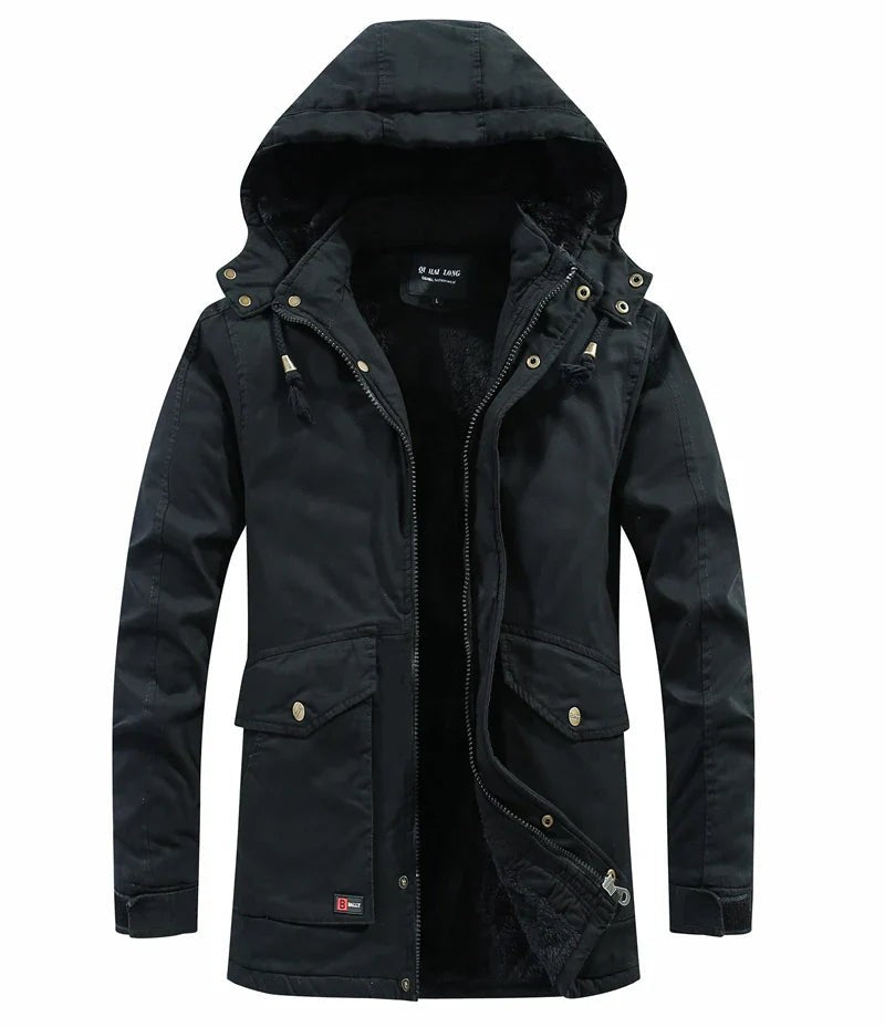 Schwarze Herren-Winterjacke mit Kapuze und Cargo-Taschen, Frontansicht offen