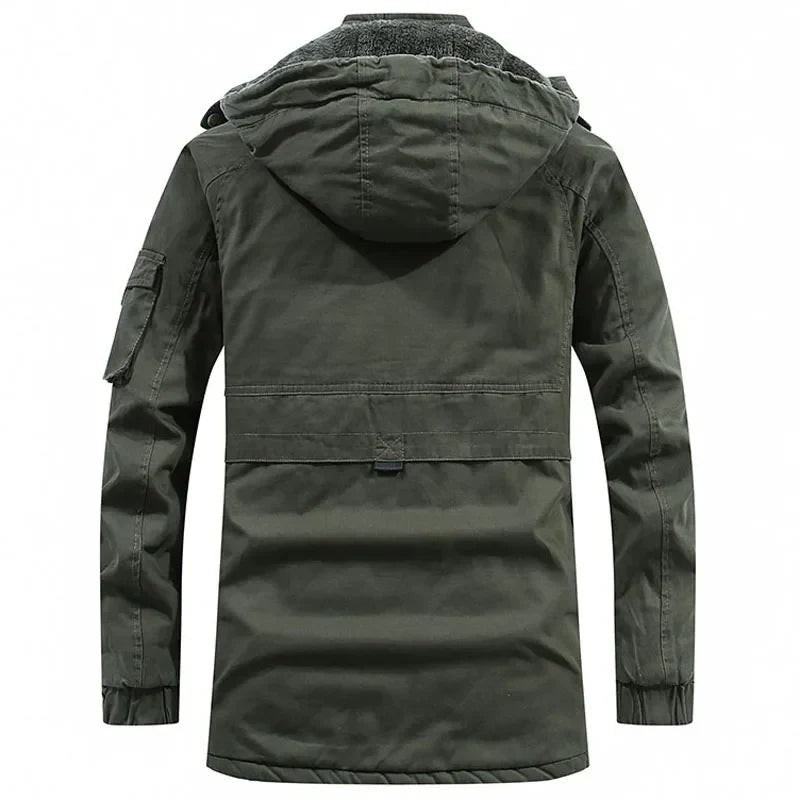 Olivgrüne Herren-Winterjacke mit Kapuze, Rückenansicht mit Fellfutter