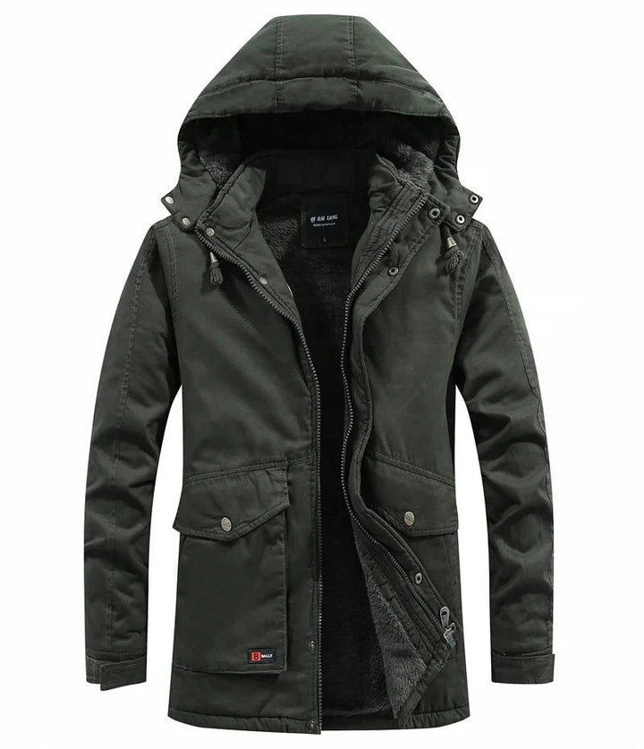 Olivgrüne Herren-Winterjacke mit Kapuze und aufgesetzten Taschen, offen